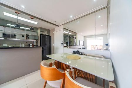 Apartamento à venda com 59m², 2 quartos e 2 vagasSala