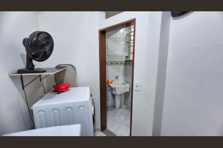 Apartamento à venda com 72m², 2 quartos e 1 vagaÁrea de Serviço