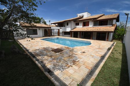 Casa de condomínio para alugar com 604m², 4 quartos e 6 vagasPiscina