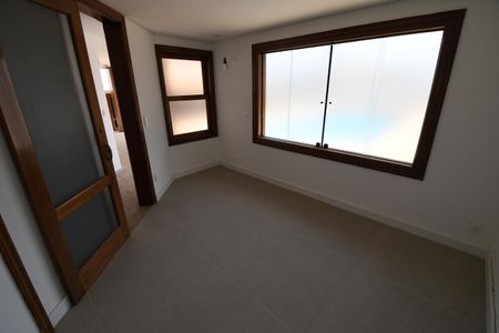 Casa de condomínio para alugar com 604m², 4 quartos e 6 vagasAtelier
