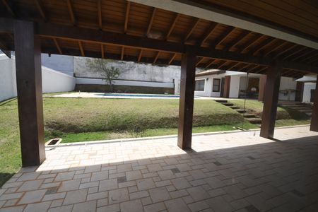 Casa de condomínio para alugar com 604m², 4 quartos e 6 vagasSala 2 - Vista