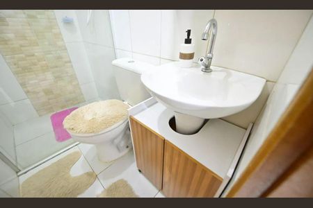 Banheiro de casa para alugar com 1 quarto, 45m² em Parque Real de Goiânia, Aparecida de Goiânia