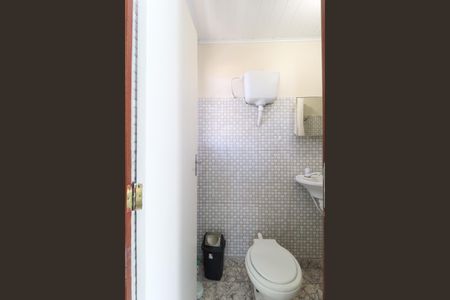 Banheiro de kitnet/studio para alugar com 1 quarto, 20m² em Jardim Modelo, São Paulo