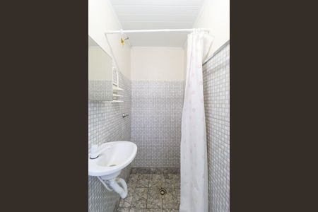Banheiro de kitnet/studio para alugar com 1 quarto, 20m² em Jardim Modelo, São Paulo