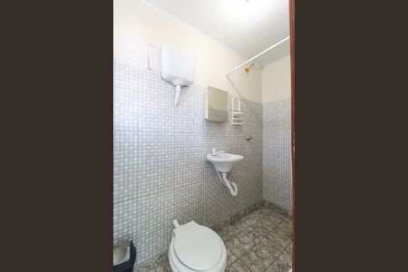 Studio para alugar com 20m², 1 quarto e sem vaga Studio para alugar com 20m², 1 quarto e sem vagaBanheiro