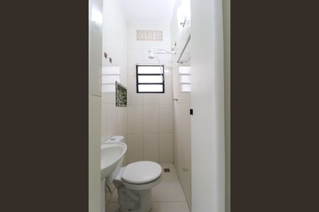 Banheiro Social de apartamento para alugar com 1 quarto, 27m² em Jardim Modelo, São Paulo