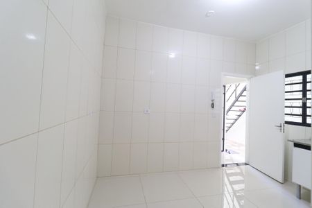 Cozinha de apartamento para alugar com 1 quarto, 27m² em Jardim Modelo, São Paulo