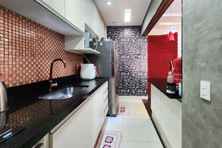 Apartamento à venda com 73m², 2 quartos e 2 vagas Apartamento à venda com 73m², 2 quartos e 2 vagasCozinha