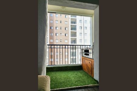 Apartamento à venda com 73m², 2 quartos e 2 vagas Apartamento à venda com 73m², 2 quartos e 2 vagasVaranda