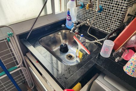 Apartamento à venda com 73m², 2 quartos e 2 vagas Apartamento à venda com 73m², 2 quartos e 2 vagasÁrea de Serviço