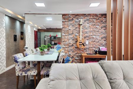 Apartamento à venda com 73m², 2 quartos e 2 vagas Apartamento à venda com 73m², 2 quartos e 2 vagasSala