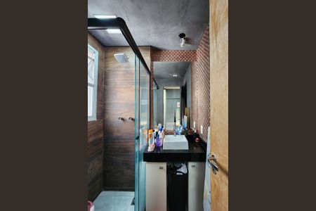 Apartamento à venda com 73m², 2 quartos e 2 vagas Apartamento à venda com 73m², 2 quartos e 2 vagasBanheiro da Suíte