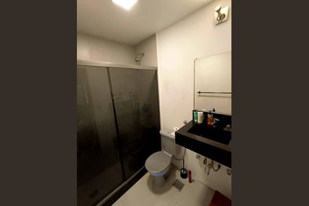 Casa de condomínio à venda com 141m², 4 quartos e 2 vagasBanheiro