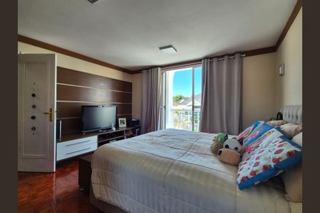 Casa de condomínio à venda com 408m², 5 quartos e 2 vagasSuíte 4