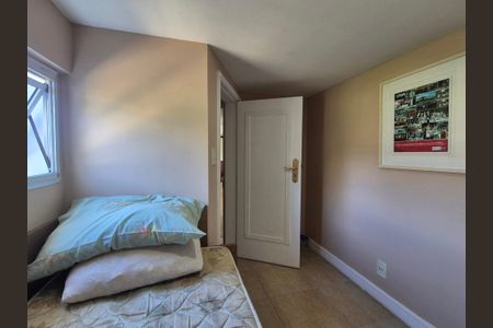 Casa de condomínio à venda com 408m², 5 quartos e 2 vagasQuarto