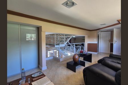 Casa de condomínio à venda com 408m², 5 quartos e 2 vagasSala 2