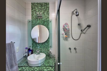 Casa de condomínio à venda com 408m², 5 quartos e 2 vagasBanheiro da Suíte 2