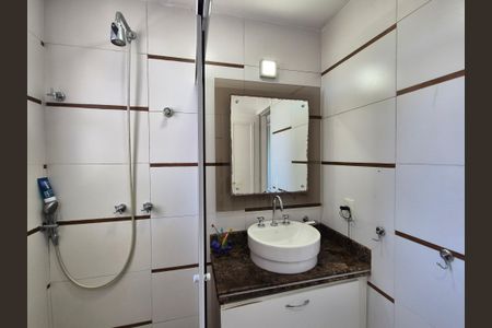 Casa de condomínio à venda com 408m², 5 quartos e 2 vagasBanheiro da Suíte 3