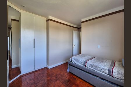 Casa de condomínio à venda com 408m², 5 quartos e 2 vagasSuíte 2