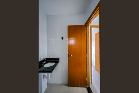 Apartamento para alugar com 48m², 2 quartos e sem vagaBanheiro