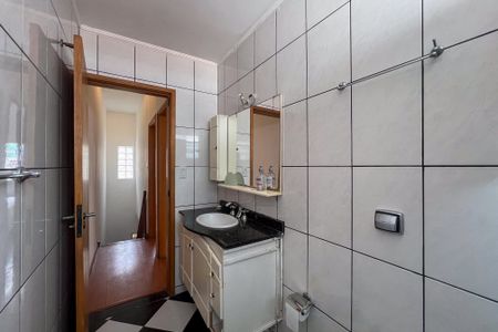 Casa à venda com 100m², 2 quartos e 3 vagas Casa à venda com 100m², 2 quartos e 3 vagasBanheiro Social