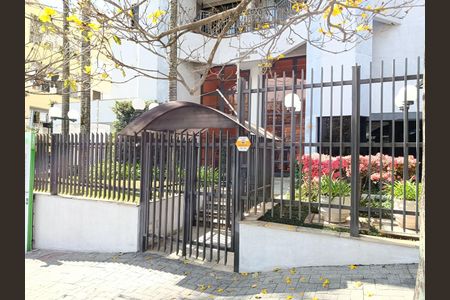 Apartamento à venda com 64m², 2 quartos e 1 vagaEntrada do condomínio