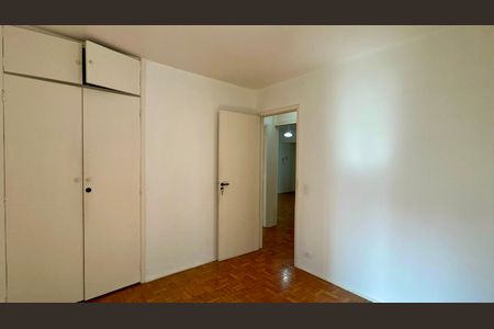 Apartamento à venda com 78m², 2 quartos e 1 vagaQuarto 2
