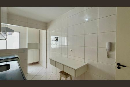 Apartamento à venda com 78m², 2 quartos e 1 vagaCozinha