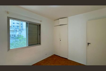 Apartamento à venda com 78m², 2 quartos e 1 vagaQuarto 2