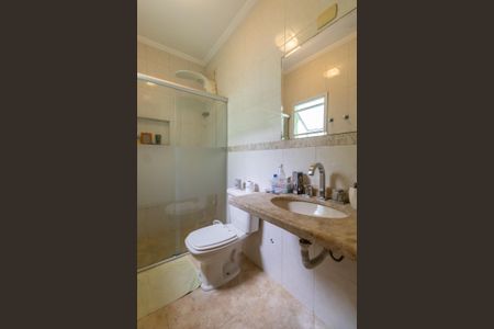 Casa à venda com 211m², 2 quartos e 3 vagas Casa à venda com 211m², 2 quartos e 3 vagasBanheiro