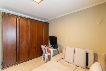 Casa à venda com 211m², 2 quartos e 3 vagas Casa à venda com 211m², 2 quartos e 3 vagasQuarto