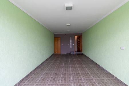 Casa à venda com 211m², 2 quartos e 3 vagas Casa à venda com 211m², 2 quartos e 3 vagasGaragem