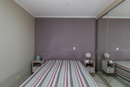 Casa à venda com 211m², 2 quartos e 3 vagas Casa à venda com 211m², 2 quartos e 3 vagasSuíte