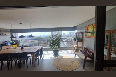 Apartamento à venda com 159m², 3 quartos e 2 vagas Apartamento à venda com 159m², 3 quartos e 2 vagasVARANDA GOURMET