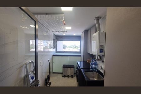 Apartamento à venda com 159m², 3 quartos e 2 vagas Apartamento à venda com 159m², 3 quartos e 2 vagasLAVANDERIA