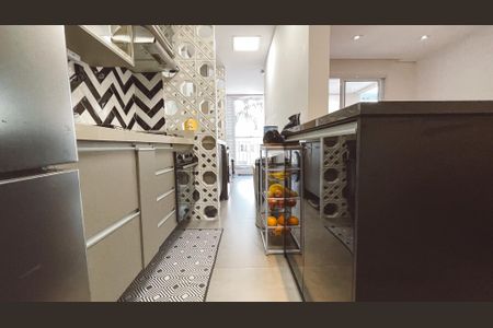 Apartamento à venda com 85m², 3 quartos e 2 vagas Apartamento à venda com 85m², 3 quartos e 2 vagasCozinha