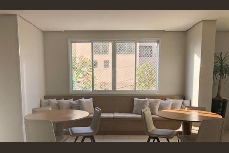 Apartamento à venda com 85m², 3 quartos e 2 vagas Apartamento à venda com 85m², 3 quartos e 2 vagasÁrea comum - Salão de festas