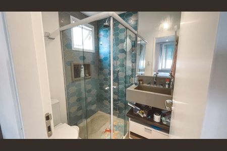 Apartamento à venda com 85m², 3 quartos e 2 vagas Apartamento à venda com 85m², 3 quartos e 2 vagasBanheiro da Suíte