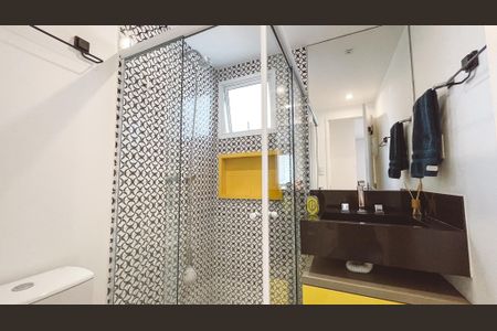 Apartamento à venda com 85m², 3 quartos e 2 vagas Apartamento à venda com 85m², 3 quartos e 2 vagasBanheiro Social