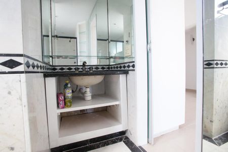 Apartamento para alugar com 360m², 5 quartos e 2 vagasBanheiro da Suíte 3