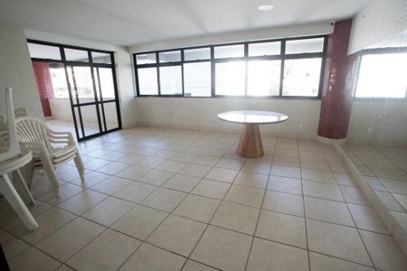 Apartamento para alugar com 360m², 5 quartos e 2 vagasÁrea comum - Salão de festas