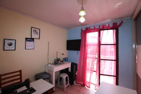 Casa à venda com 168m², 4 quartos e 2 vagasQuarto 1