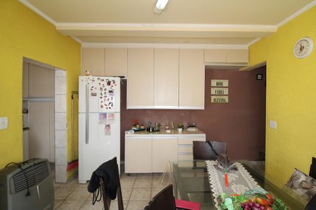 Casa à venda com 168m², 4 quartos e 2 vagasCozinha