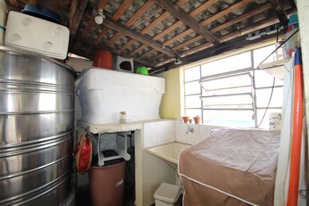 Casa à venda com 168m², 4 quartos e 2 vagasÁrea de Serviço