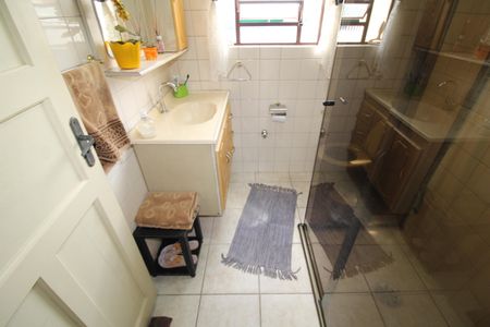 Casa à venda com 168m², 4 quartos e 2 vagasBanheiro 2