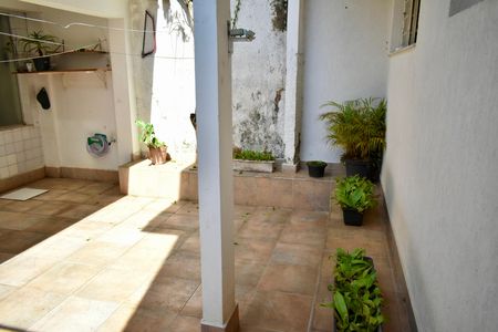 Quintal de casa à venda com 3 quartos, 190m² em Planalto Paulista, São Paulo