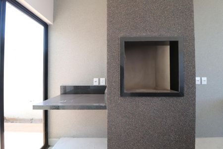 Sala de casa de condomínio para alugar com 3 quartos, 182m² em Granja Marileusa, Uberlândia