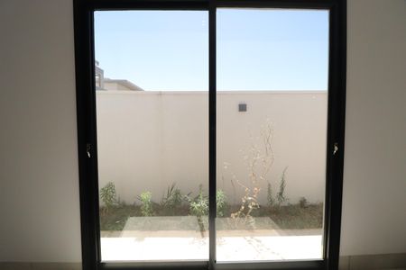 Casa de condomínio para alugar com 182m², 3 quartos e 3 vagasSuíte 3