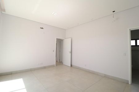 Casa de condomínio para alugar com 182m², 3 quartos e 3 vagasSuíte 3