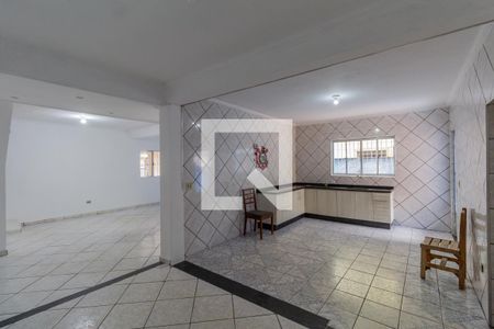 Casa à venda com 239m², 5 quartos e 4 vagas